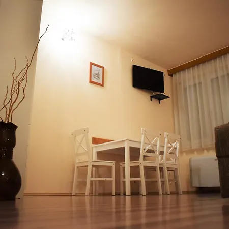 מלון דירות Exclusive Apartman