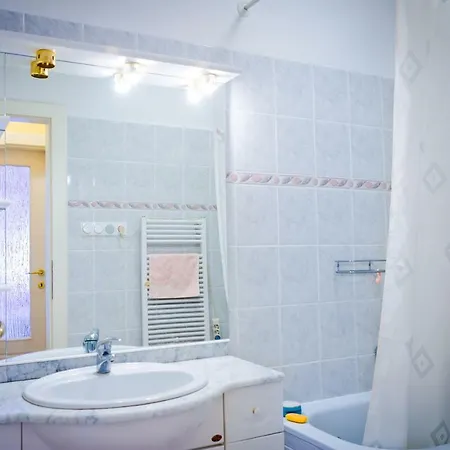 מלון דירות Exclusive Apartman